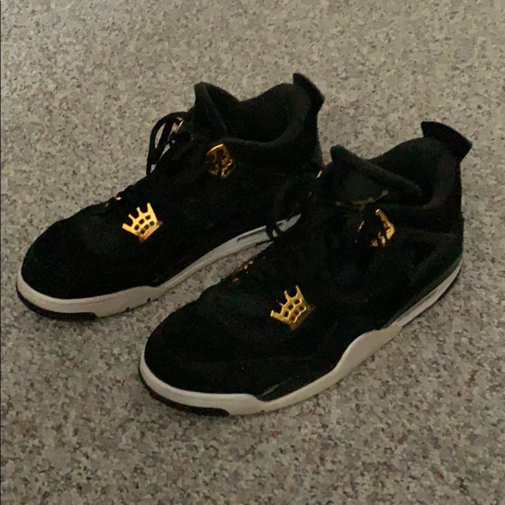 Jordan 4 ‘Royalty’